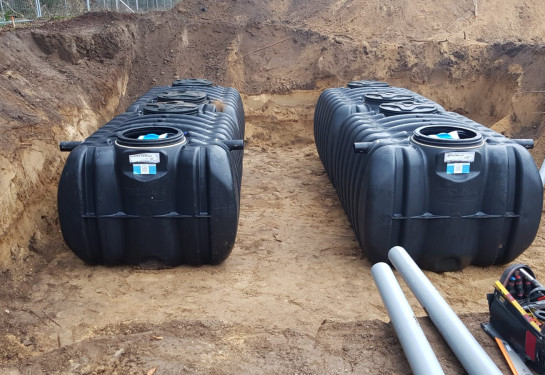 Kunststof regenwatertanks 10.000 liter met ingebouwd filter