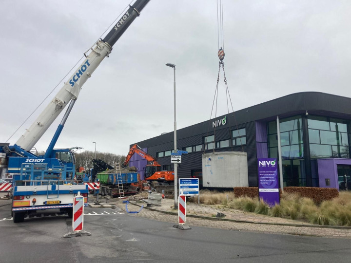 Plaatsing regenwatertanks NIVO Groep