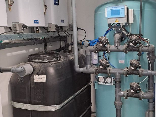 Pompsysteem en actief koolfilter IKC Middelsee